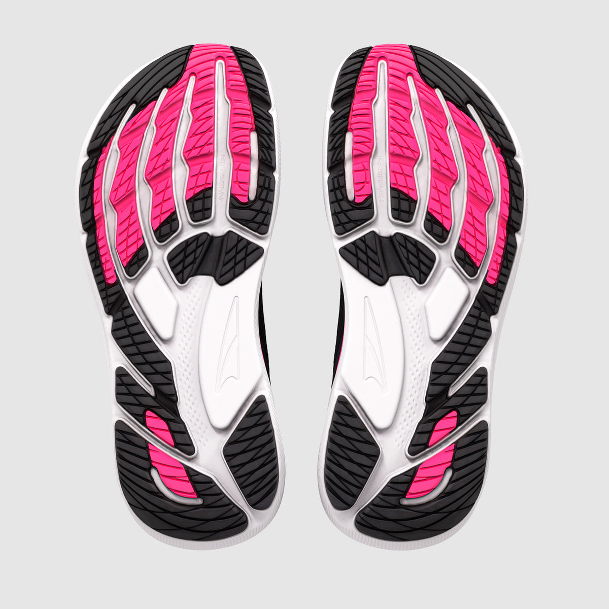 #colour_Black/Silver/Knockout Pink